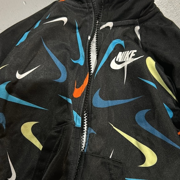Nike 3T jogger set - Picture 2 of 3
